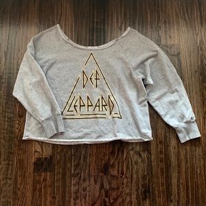 Lucky Brand Def Leppard Cropped Sweatshirt